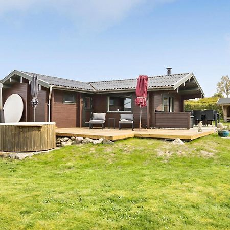 Lovely Home In Bogense With Kitchen Exterior foto